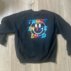 Black crew neck sweatshirt XL “Trust in the Lord”